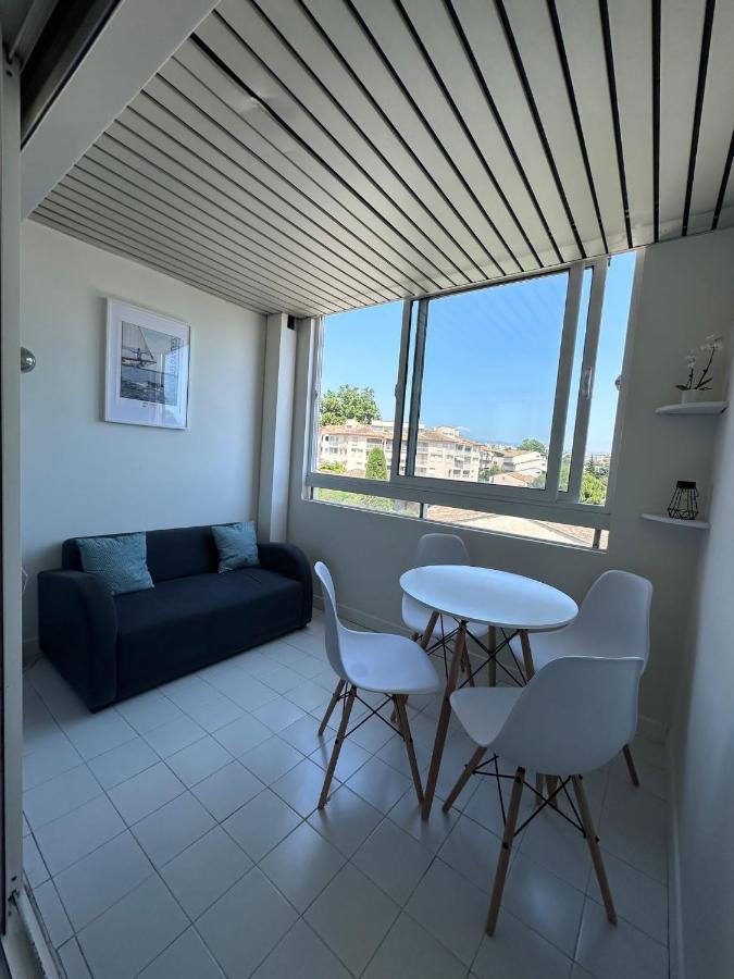 Studio Antibes Port Vauban. Buitenkant foto