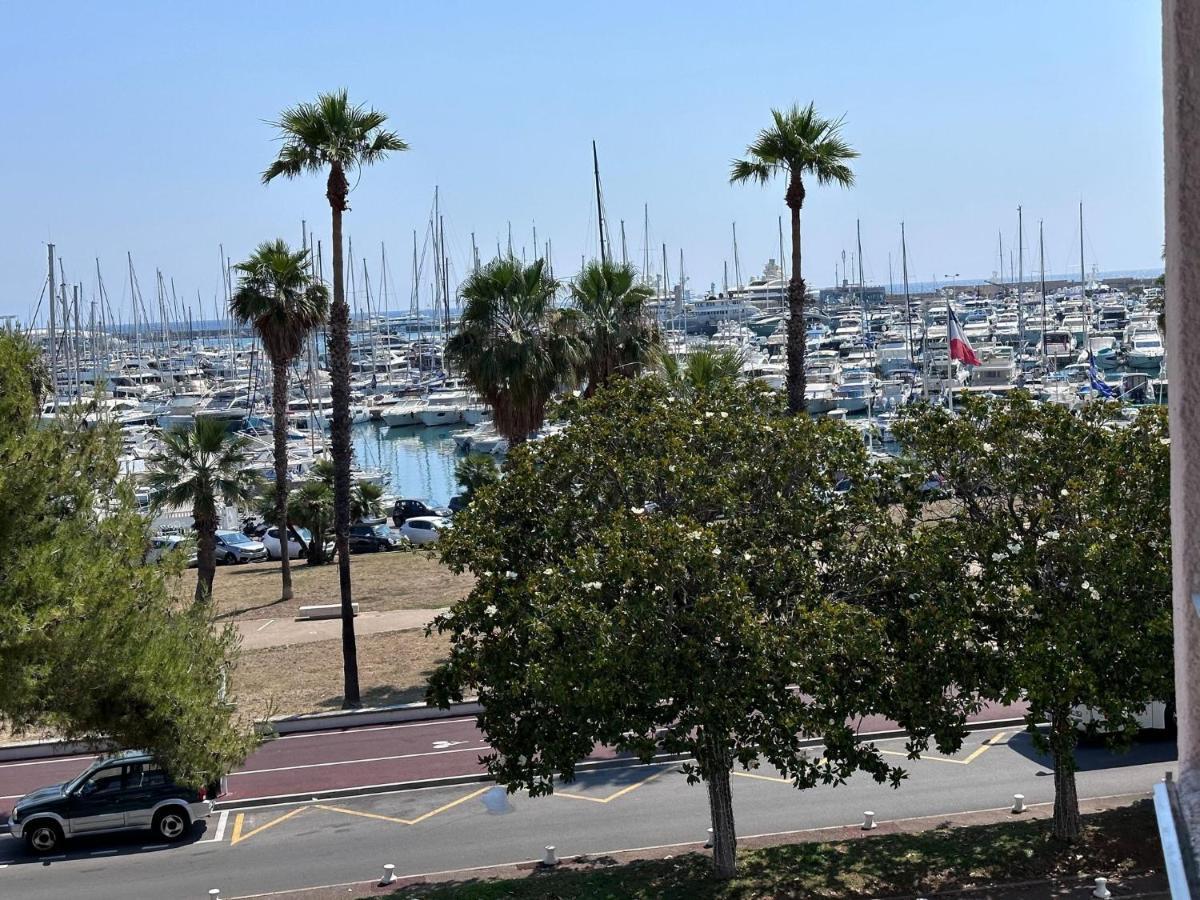 Studio Antibes Port Vauban. Buitenkant foto